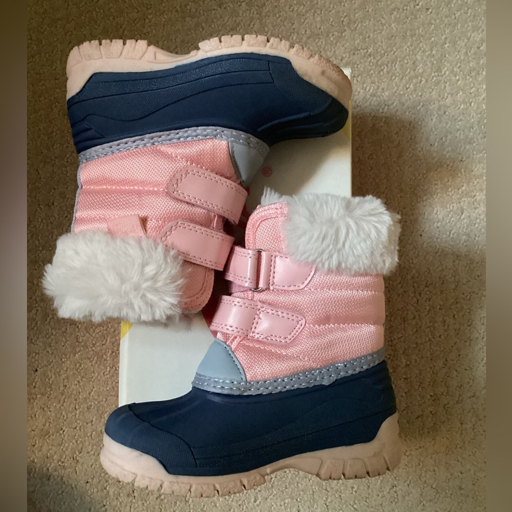 OshKosh B'gosh Winter Boots Sz 5 fur lined Velcro straps waterproof - Picture 3 of 11